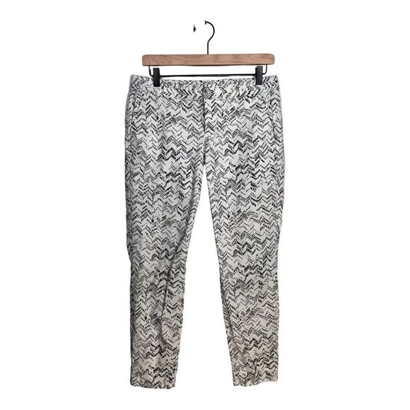 Khakis by Gap Capri Skinny Mimi White Black Aztec Design Pull On Chino Pant Sz 4 - Picture 5 of 12